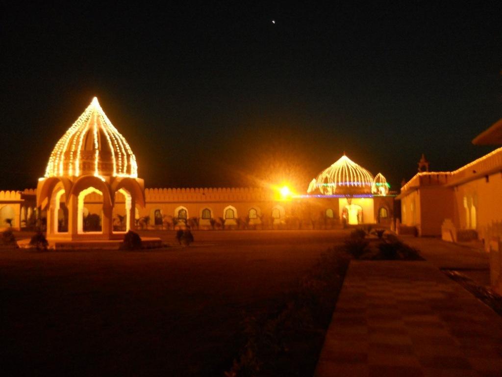 V Resorts Rajmahal Orchha Buitenkant foto