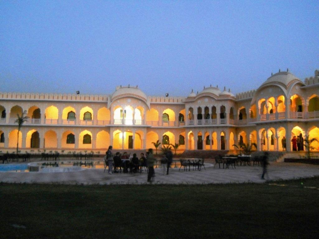 V Resorts Rajmahal Orchha Buitenkant foto