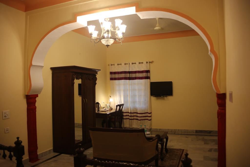 V Resorts Rajmahal Orchha Buitenkant foto