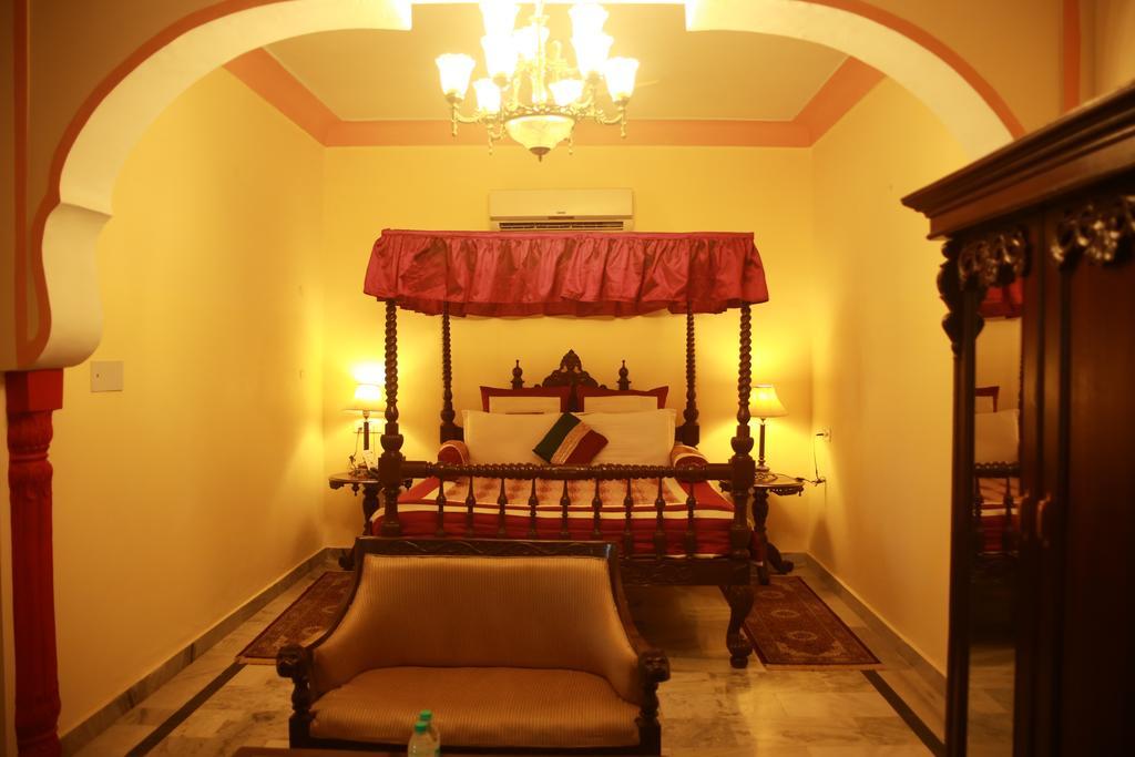 V Resorts Rajmahal Orchha Buitenkant foto