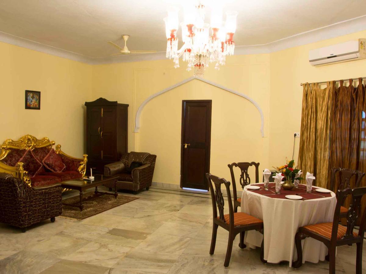 V Resorts Rajmahal Orchha Buitenkant foto