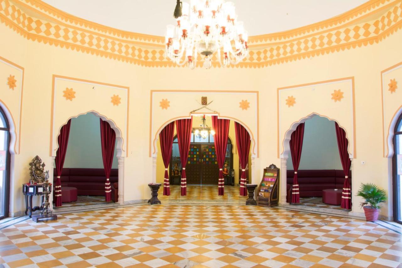 V Resorts Rajmahal Orchha Buitenkant foto